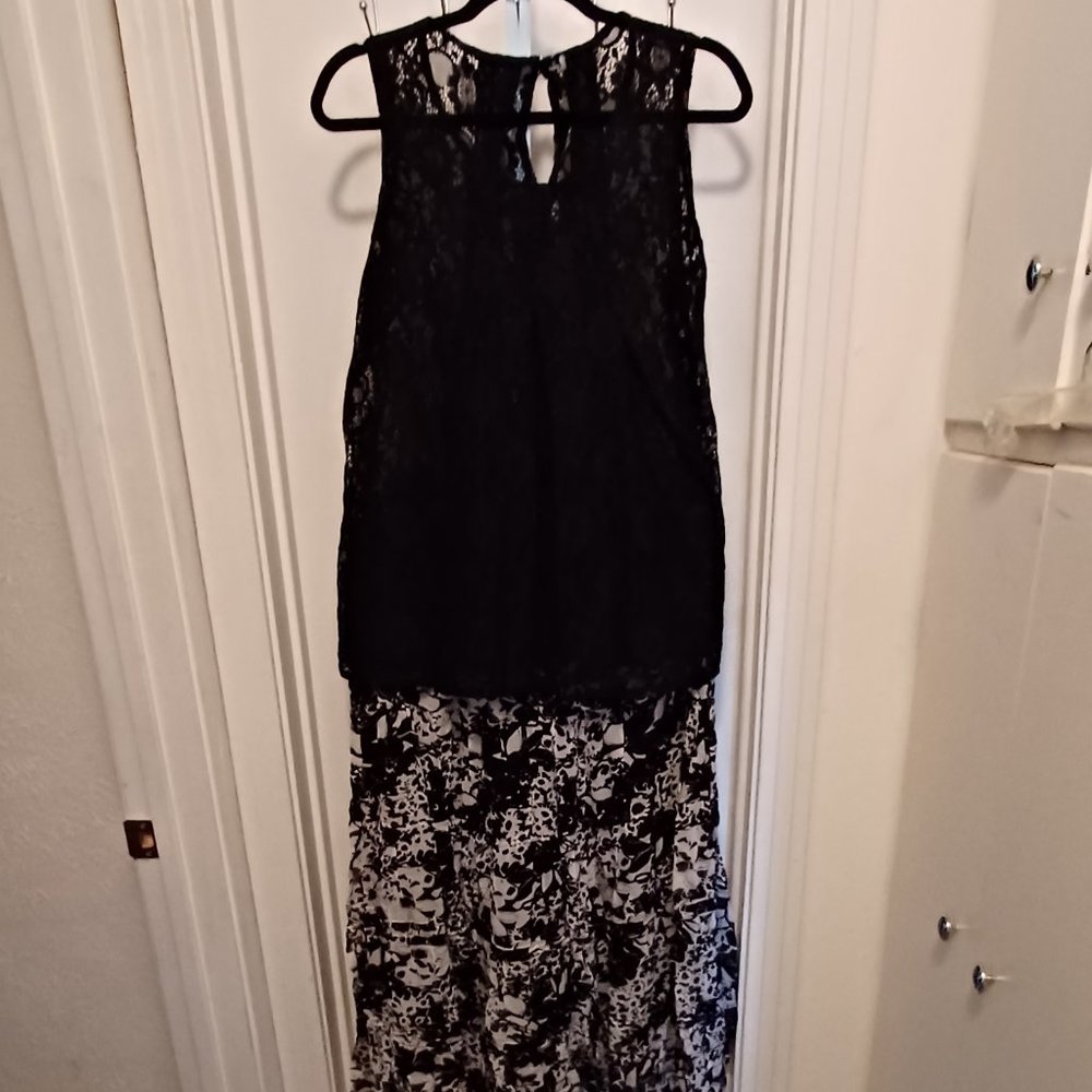 Lace top and Skirt